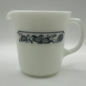 PYREX 3.5” Old Town Blue Onion Creamer Vintage Milk Glass Tall D Handle - Picture 1 of 6