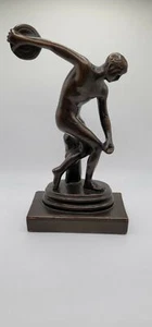 Antique DISCUS THROWER Olympic Games disc bookend POMPEIAN BRONZE - Picture 1 of 8