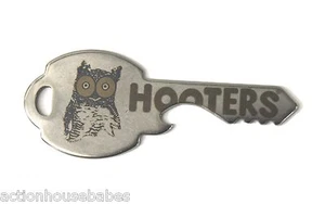Hooters Keychain Stainless Steel Brewzkey Car Key Chain Owl Bottle Opener - Picture 1 of 4