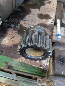HUNDEGETRIEBE AUSGEBAUT VON FORDSON SUPER MAJOR GETRIEBE - Bild 1 von 7