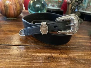 Mex. James Reid Dgn Sterling Silver Belt Buckle Gold Tip 1.1/8-.75โ31-33โ๐โ
- Picture 1 of 11