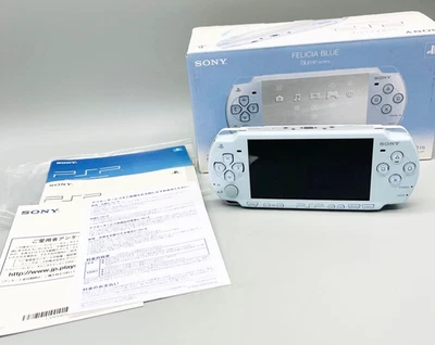Sony PSP-2000 Felicia Blue Console w/Box, Manual Works no Charger & Battery Pack - Image 1 of 4