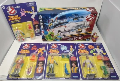 Lote Cazafantasmas con Ecto-1, Egon, Ray, Peter y Winston con características correctas Kenner Foto 1 de 4