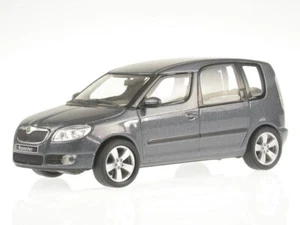 Skoda Roomster anthrazitgris 143AB-007CF coche en miniatura Abrex 1/43 - Imagen 1 de 3