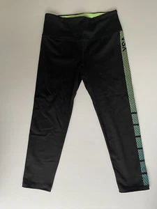 Victoria Secret Activewear Pants Black Sport VSX Capri Knockout Pants Size Small - Picture 1 of 5
