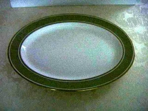 Royal Doulton - English Renaissance - 16" Oval Meat Platter - Picture 1 of 1