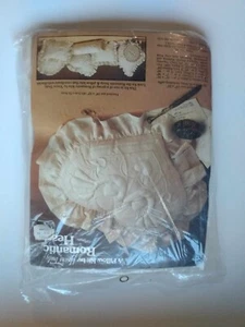 Romantic Heart Pillow Yours Truly #1589 VTG 1983 Factory Sealed Kit 18”x22” - Picture 1 of 5