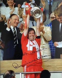Liverpool Football Club Ronnie Whelan 10 X 8 Signed Autograph Photo COA Soccer* - Picture 1 of 1