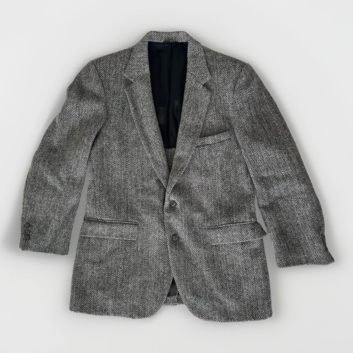 50s Harris Tweed Herring Bone Tailored Tweed - Wikipedia