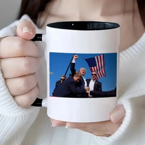 Taza Trump 11 oz, grado 3A, taza divertida, taza de café de cerámica, diseño novedoso - Imagen 1 de 11