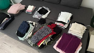 Konvolut an Markenkleidung (Super Dry, Hollister, America Today, Adidas....) - Bild 1 von 2