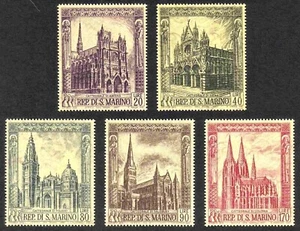San Marino 1967 ☀ Architecture / Mi. 897/901 - Gothic Cathedrals ☀ MNH ** - Picture 1 of 1