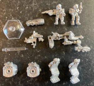 Warhammer 40K IMPERIAL GUARD LAND SPEEDER Metal Citadel 80s oop Rogue Trader - Picture 1 of 3
