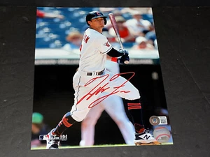 Tyler Freeman Guardians handsigniertes 8x10 Foto Beckett Rookie Echtheitszertifikat 1. Hit - Bild 1 von 1