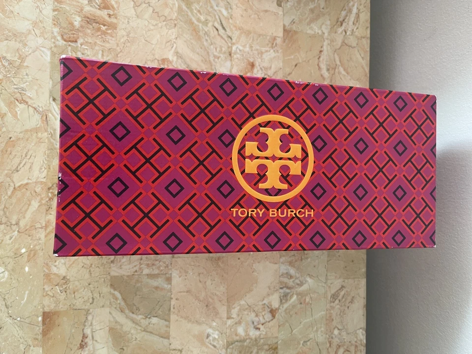 Б/у слайды Tory Burch пустая коробка 10,5x4,5x4 дюйма с тканью отличное состояние товара - Изображение 1 из 4