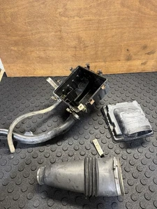 05 Polaris Predator 500 Airbox *damaged - Picture 1 of 14