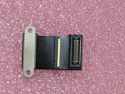 Apple Macbook Pro 15" Touchbar A1707 LCD Video Display Flex Cable Connector - Image 1 of 4