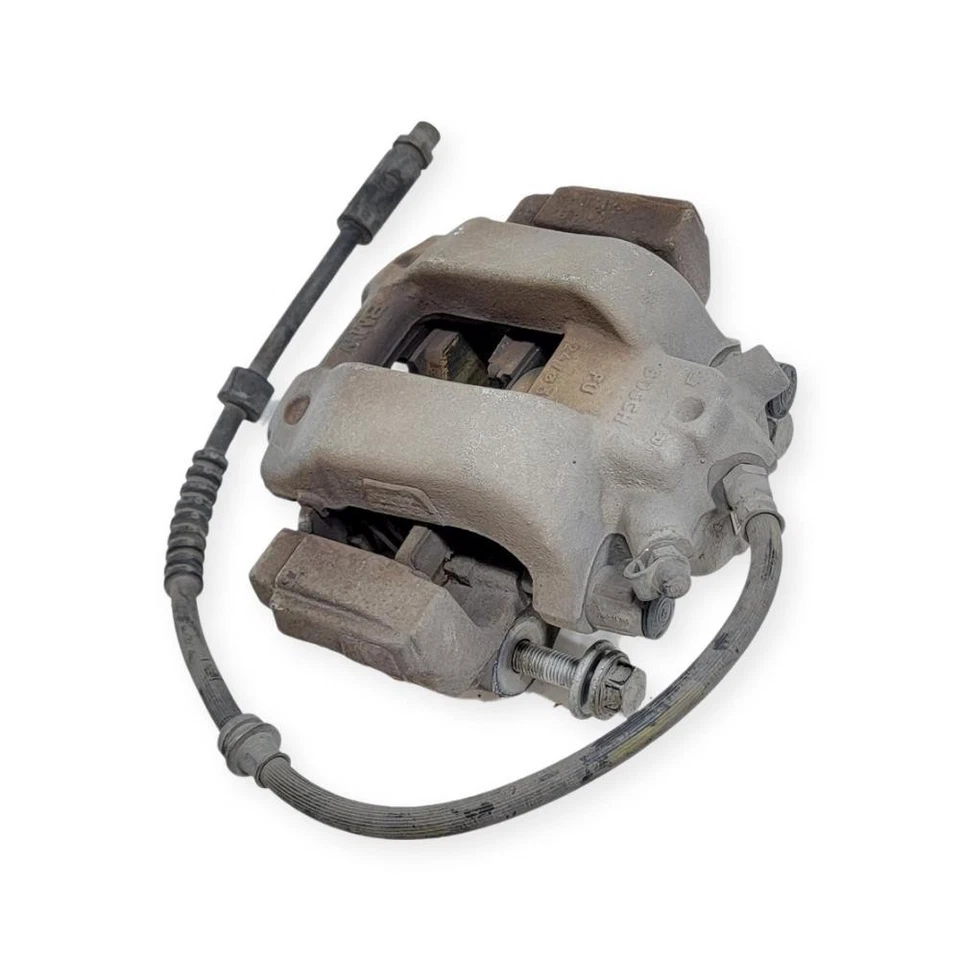 Pinza de freno ABS delantera derecha lado del conductor BMW 320i 328i xDRIVE F30 2012-2018 FABRICANTE DE EQUIPOS ORIGINALES Foto 1 de 4