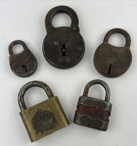 Vintage Padlock Lot Of 5 Eagle Lock 6 Lever Bulldog Lucky No Keys Antique - Picture 1 of 9