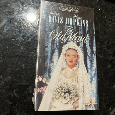 New Sealed VHS The Old Maid Bette Davis Miriam Hopkins Free Shipping! Foto 1 de 4
