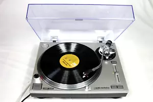Audio Technica AT-LP120USB Direct Drive Professional Turntable WORKS NO HEADSHEL - Picture 1 of 24