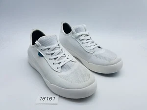 Vessi Weekend Women's Size 9 Waterproof Travel Casual Shoes Triple White - Picture 1 of 14