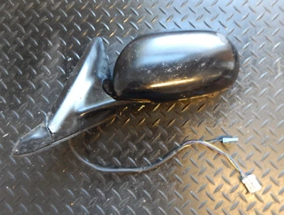 ESPEJO DELANTERO ORIGINAL 96 NISSAN 240SX LADO DEL PASAJERO N/S E13013385 [DAÑADO] Foto 1 de 4