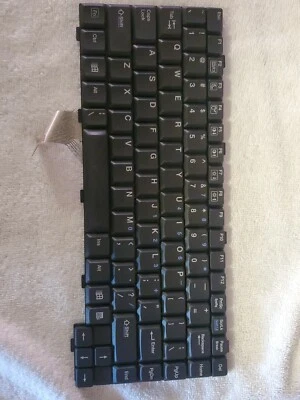 Compaq Presario 1220 Keyboard 950403e2 - Image 1 of 4