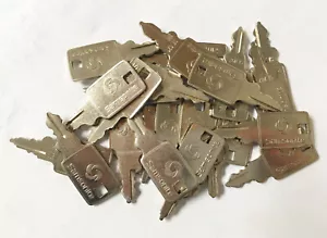1x SAMSONITE SE Spare Key Suitcase! 1 Stück SAMSONITE SE Ersatz Schlüssel Koffer - Bild 1 von 2