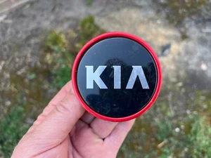 KIA SOUL VELOSTER OEM WHEEL CENTER CAP 52960-J3000 2020-2024 GLOSS BLACK RED - Picture 1 of 3