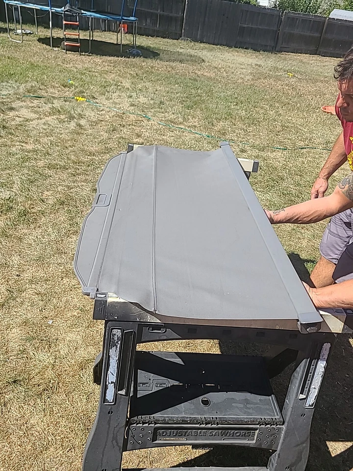 Cubierta de carga trasera retráctil gris Subaru Forester 2003-2008 OEM usada 🤙 Foto 1 de 4