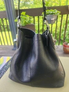 Bolso de Hombro Coach Hobo F1173-F16533 Cuero Negro Guijarro Plata Acento Turnlock - Imagen 1 de 9