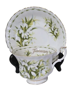 Royal Albert Cup & Saucer Flowers of the Month January Snowdrops 1970 Bone China - Picture 1 of 10