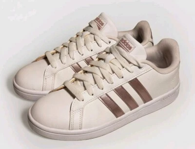 Tenis Adidas Cloudfoam Advantage para mujer talla 7 blanco oro rosa DA9524 Foto 1 de 4