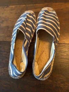 Soludos Dali flache Damen-Espadrilles blau & weiß gestreift Größe 9 (passt wie 8N!) - Bild 1 von 3