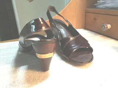 TACONES LOUIS VUITTON CUÑAS PLATAFORMA BORGOÑA PAT CUERO TALLA 37.5-7.5 ITALIA Foto 1 de 4