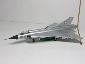 1/72 Aviación 72 Saab J35 Draken Fuerza Aérea Sueca AV7241004 993285 - Imagen 1 de 10