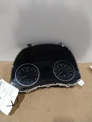 Medidor de velocímetro usado se adapta a: Hyundai Elantra Cluster 2017 mercado de Estados Unidos MPH sedán 2. Foto 1 de 4