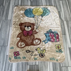Solaron Teddy Bear Baby Nursery Blanket Balloons Present Duck Flowers Neutral - Picture 1 of 7