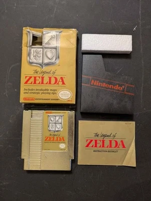 The Legend of Zelda NES GOLD , 3 screw, Box, Cartridge, Manual, Styrofoam - Image 1 of 4