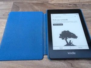 32GB Amazon Kindle Paperwhite with case 6" 10th Generation, please read details - Bild 1 von 8