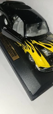 1979 BOSS MUSTANG LIMITED EDITION WITH CASE BLACK YELLOW FLAMES - Image 1 of 3