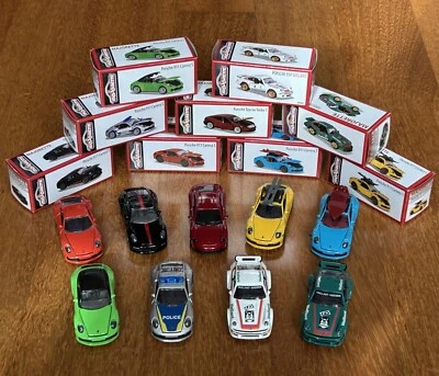PORSCHE 911, 934, TAYCAN - SET 9 PEZZI ASST. - MAJORETTE Scala 1/64 C/CONFEZIONE - Immagine 1 di 4