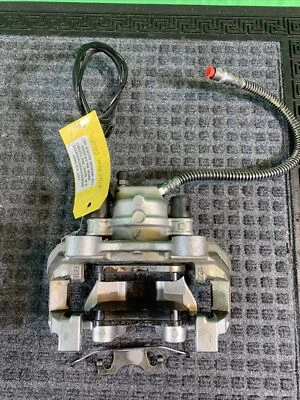 PINZA DE FRENO TRASERA DERECHA MERCEDES BENZ CLASE S W221 S550 2007-2013 SB Foto 1 de 4