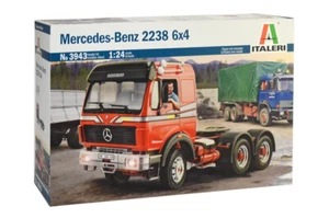 1:24 Italeri Mercedes Benz 2238 6X4 Tractor Truck 3-Assi 1990 Kit IT3943 Modelli - Foto 1 di 6