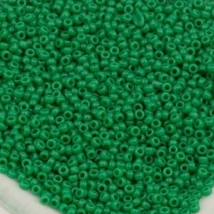 Toho Seed Beads 15/0 Dark Green Opaque 10g #47D 10647165 - Picture 1 of 1