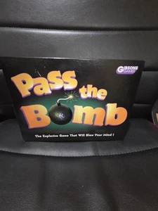 Piatnik Classic Pass The Bomb Spiel des Jahres alle # Spieler ab 12+ neu versiegelt - Bild 1 von 9