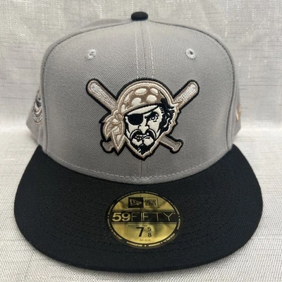 Gorra ajustada New Era de los Piratas de Pittsburgh con logotipo de cuero 59FIFTY 7 5/8 Foto 1 de 4