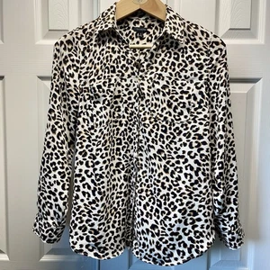 Blusa Talbots Estampado Leopardo Talla Mediana Manga Larga Abotonada Cuello Clásico - Imagen 1 de 9