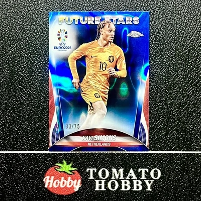 TOPPS CHROME UEFA EURO 2024 XAVI SIMONS /75 BLUE LAVA REFRACTOR NETHERLANDS - Image 1 of 2